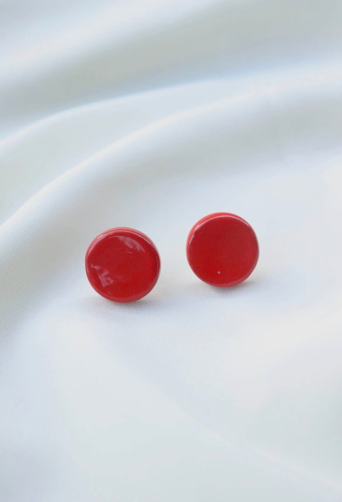Circle red earrings