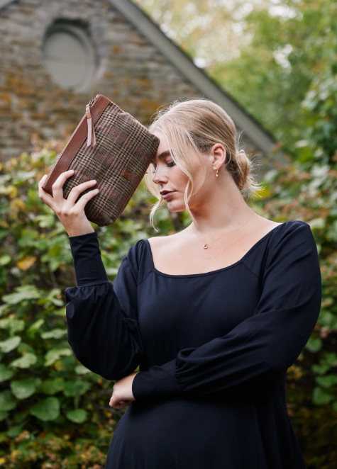 Sofia Pouch